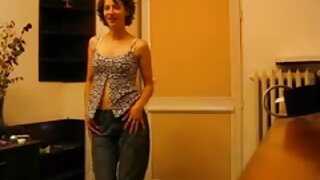 Busty گرل فرینڈ سٹرپ ...