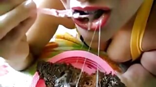 شیشے میں گڈی گوڈی آف ...