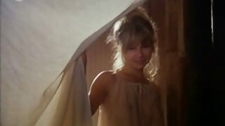 Curvaceous Nikki بری ...