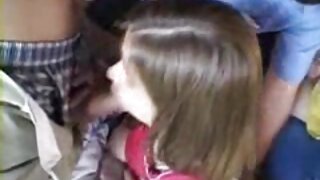 بکسوم سنہرے بالوں وا ...